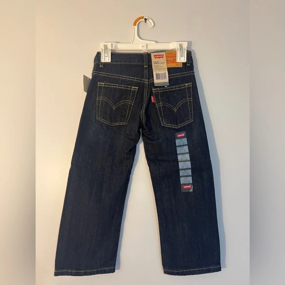 💚✨NWT LEVIS STRAIGHT LEG, REGULAR FIT BOY JEANS✨💚‎